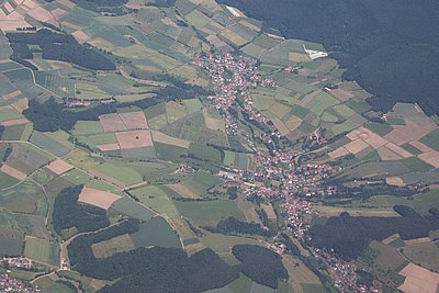 5 minutes east of FRA