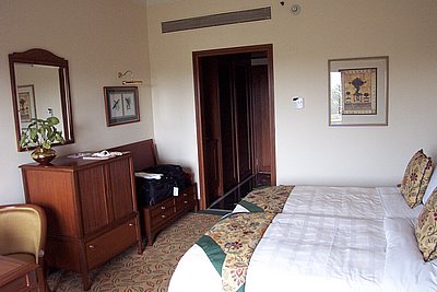 Oberoi room 2