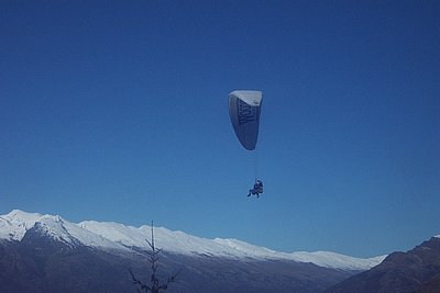 Tandem Parasailors